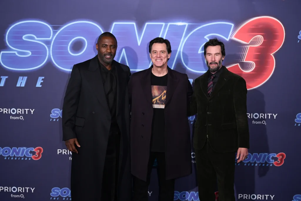 Bộ ba anh tài Idris Elba, Jim Carrey và Keanu Reeves hội ngộ tại sự kiện