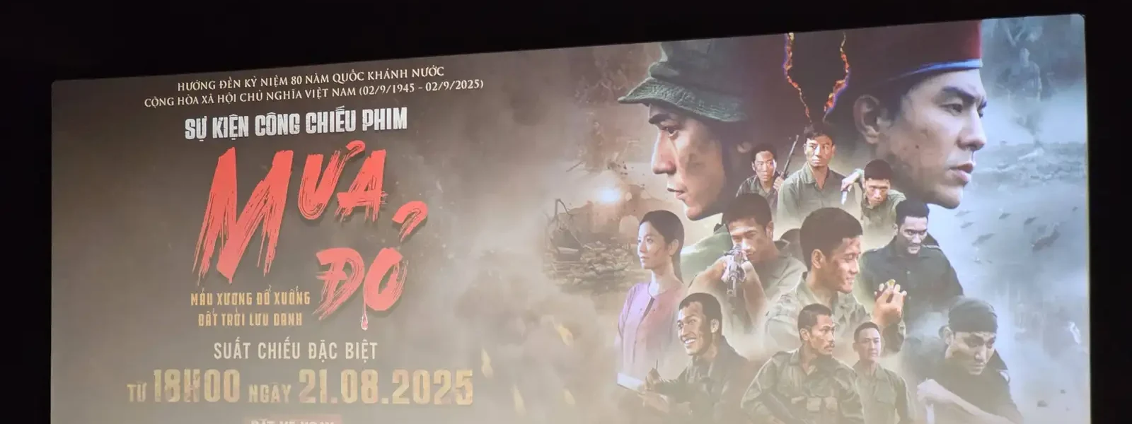 Review phim Mưa Đỏ