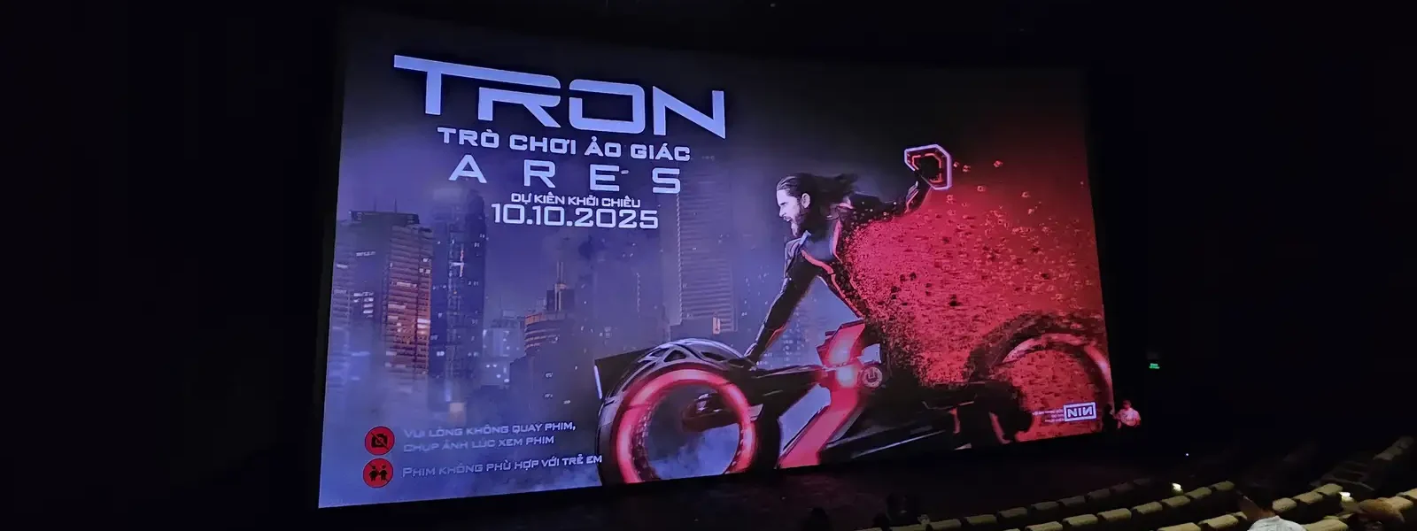 Review phim Tron: Ares